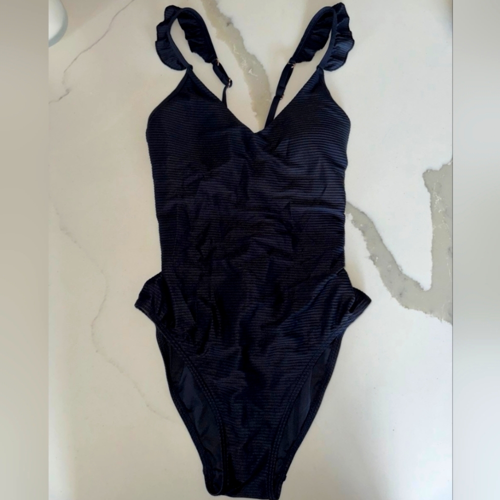 Bathing suit
